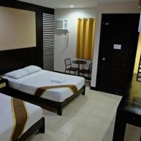 Отель La Carmela De Boracay Manoc-Manoc Экстерьер фото