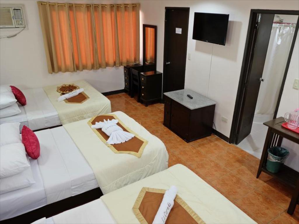 Отель La Carmela De Boracay Manoc-Manoc Экстерьер фото