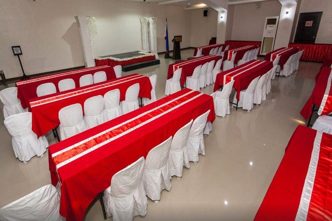 Отель La Carmela De Boracay Manoc-Manoc Экстерьер фото