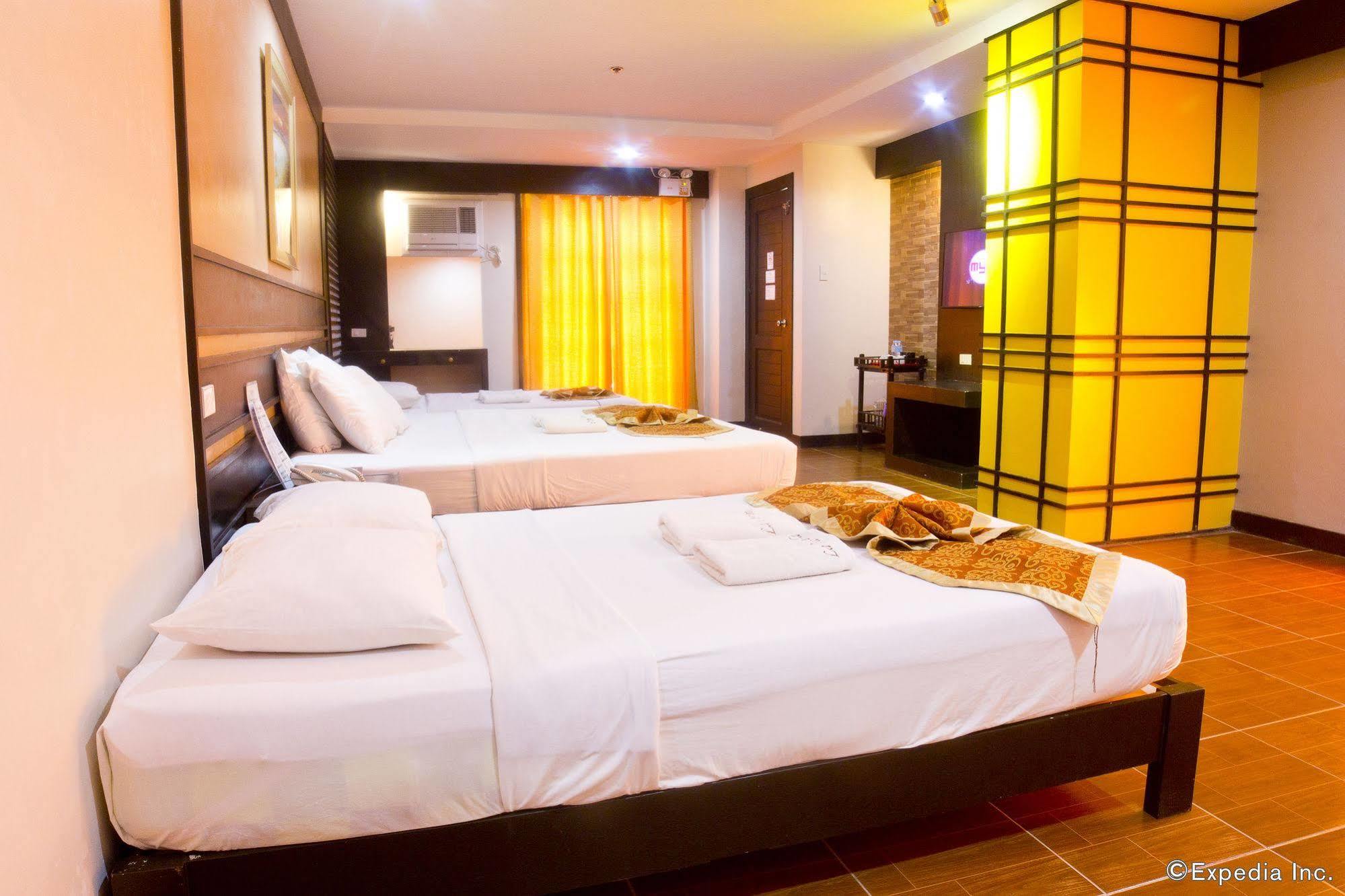Отель La Carmela De Boracay Manoc-Manoc Экстерьер фото